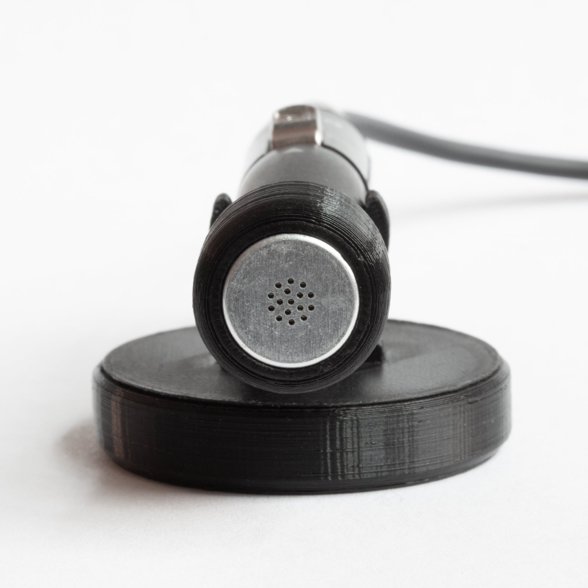 SO1 Microphone Magnetic Clip Front Sonorous Objects NYC